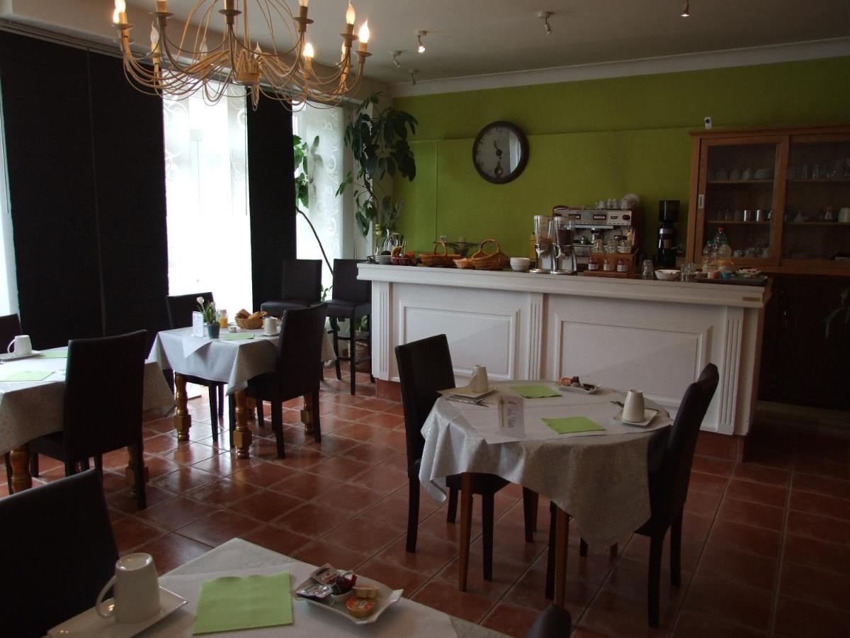 Logis Hotel L'Occitan 2 Etoiles Gaillac Kültér fotó