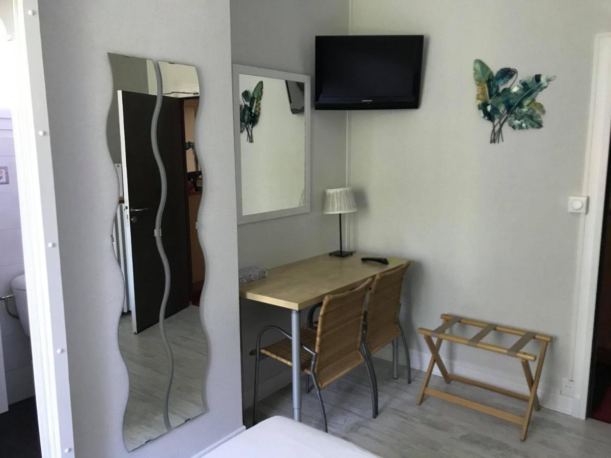 Logis Hotel L'Occitan 2 Etoiles Gaillac Kültér fotó