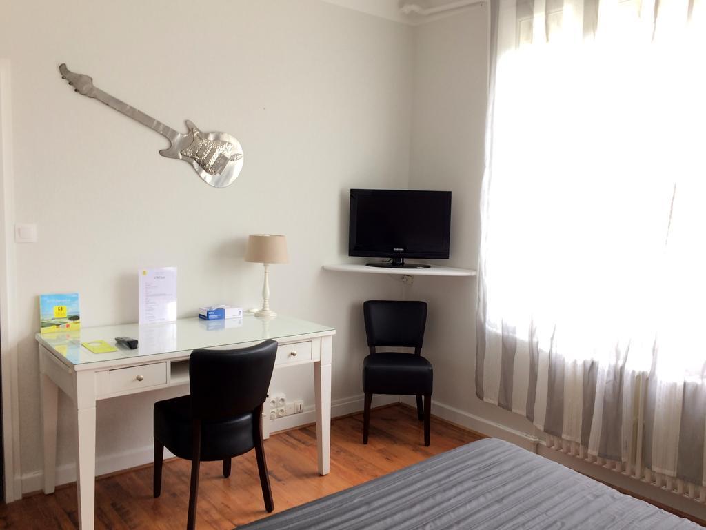 Logis Hotel L'Occitan 2 Etoiles Gaillac Kültér fotó